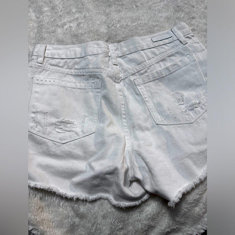 Blank NYC White Cutoff Denim Shorts Size 30 NWT Buttonfly